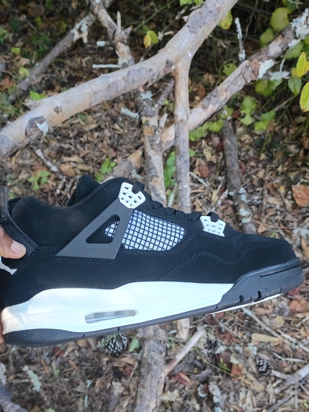 Jordan 4 Thunder Black and White Suede Sneakers - Low Top. Missing Box!! - Picture 4 of 7
